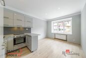 Pronájem, byty/2+kk, 40 m2, Dvorecké náměstí 597/2, Podolí, 14700 Praha 4 [ID 86623], cena 22000 CZK / objekt / měsíc, nabízí Realityspolu