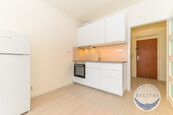 Pronájem zrekonstruovaného bytu 1+kk 26 m, Praha 10 - Vršovice, cena 16500 CZK / objekt / měsíc, nabízí RELITAS - realitní asociace s.r.o.