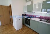Byt 2+kk s balkonem k pronájmu, 50 m2, Praha 10 - Strašnice, ul. U hranic, cena 21500 CZK / objekt / měsíc, nabízí ASTONE Reality