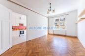 Byt k prodeji u metra 3+1/B, 85 m2, OV, Praha 3 - Vinohrady, ul. Čáslavská, cena 14200000 CZK / objekt, nabízí 