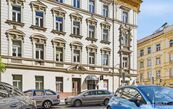 Světlý a útulný byt 101 m2, 3.patro, dispozičně 4+1, u nám. Jiřího z Poděbrad., cena 16900000 CZK / objekt, nabízí 