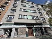 Prodej světlého ateliéru 1+1, 40 m2 + sklep 45 m2 Praha 4, metro C Pražského povstání, cena 5690000 CZK / objekt, nabízí 