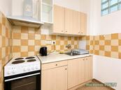 Pronájem bytu 3+1, 86 m², vhodné pro spolubydlení, Praha 3 Žižkov, metro Flora, cena 35000 CZK / objekt / měsíc, nabízí 