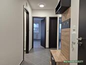 Pronájem bytu 3+kk, 83 m + 2 balkony, Praha 9 Prosek (ul. Návarovská 44), cena 39000 CZK / objekt / měsíc, nabízí Můj domov REALITY s.r.o.