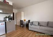 Pronájem bytu 1+kk, 26 m², Praha 14 Hloubětín, ul. Kukelská, cena 18000 CZK / objekt / měsíc, nabízí 