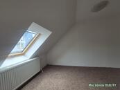 Pronájem podkrovního bytu 4+kk, 103 m, Praha 9 Horní Počernice, ul. Náchodská., cena 24000 CZK / objekt / měsíc, nabízí Můj domov REALITY s.r.o.