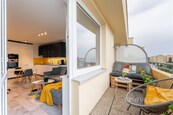 Pronájem bytu s terasou, garážovým parkovacím stáním - Praha 6, cena 25000 CZK / objekt / měsíc, nabízí CENTURY 21 Stereo Reality