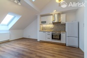 Pronájem bytu 2+kk 43 m2, balkon, Praha - Smíchov, cena 22000 CZK / objekt / měsíc, nabízí Allrisk reality & finance s.r.o.