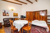 Pronájem zařízeného bytu: Praha 2 - Vinohrady, Italská, cena 800 EUR / objekt / měsíc, nabízí ORION Realit s.r.o.