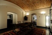Pronájem mezonetového bytu se zahrádkou: Praha 5 - Smíchov, Hořejší nábřeží, cena 40000 CZK / objekt / měsíc, nabízí ORION Realit s.r.o.