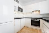 Prodej prostorného bytu v OV 3+1/L ul. Anežky Malé, Praha 4 - Háje. , cena 9500000 CZK / objekt, nabízí 