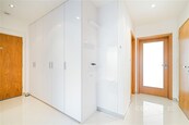 Prodej nadstandardního bytu 3+kk (105 m2) s lodžií, zimní zahradou a garáží - Praha 6, Břevnov, cena 18490000 CZK / objekt, nabízí CENTURY 21 General