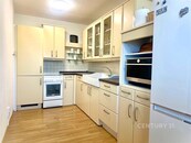 Prodej bytu 3+1 s lodžií, Zbraslav, cena 8300000 CZK / objekt, nabízí 