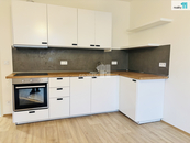 Pronájem, Byt 3+kk, Praha 3, cena 28000 CZK / objekt / měsíc, nabízí REAL ESTATE CZECH REPUBLIC a.s.