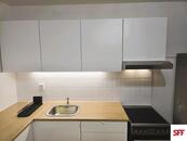 Dlouhodobý pronájem světlého bytu 2+kk po rekonstrukci v Praze 4 Krči, cena 18000 CZK / objekt / měsíc, nabízí SFF Czech s.r.o.