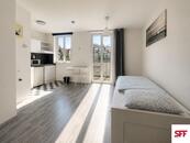 Vybavené studio (1+kk) o velikosti 21 m s balkónem 2,5 m2, umístěné ve 4. patře Praha 6 Pohořelec , cena 16900 CZK / objekt / měsíc, nabízí SFF Czech s.r.o.