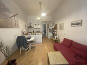 Pronájem, pěkný zařízený byt 2+kk, Kodaňská, Praha 10, Vršovice, internet, zahrada, cena 25000 CZK / objekt / měsíc, nabízí Apartment reality s.r.o.