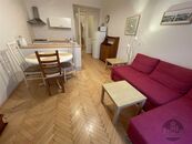 Pronájem, pěkný zařízený byt 2+kk, Kodaňská, Praha 10, Vršovice, internet, zahrada, cena 25000 CZK / objekt / měsíc, nabízí Apartment reality s.r.o.