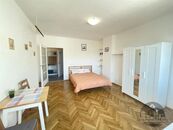 Pronájem, pěkný zařízený byt 1+1, Sokolovská, Praha 8, terasa, metro Florenc, internet, cena 20000 CZK / objekt / měsíc, nabízí Apartment reality s.r.o.