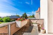 Prodej bytu 3+kk s parkovacím stáním a zahrádkou, 74 m2, Špeciánova 300/5, Praha 9 - Třeboradice, cena 10490000 CZK / objekt, nabízí 