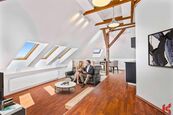 Prodej podkrovního bytu 3+kk, Praha 10 - Vršovice, cena 10990000 CZK / objekt, nabízí 