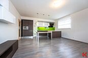 Pronájem bytu 3+kk s balkonem, sklepem a parkovacím stáním, Milíčovský háj, Praha 11 - Háje, cena 27000 CZK / objekt / měsíc, nabízí Realitní kancelář KOTULA s. r. o.