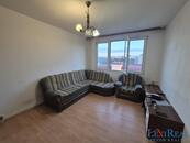 Podnájem bytu 1+kk, 30 m2, 7NP, výtah, Přesličkova, Praha 10, cena 14000 CZK / objekt / měsíc, nabízí Roman Fojtík