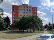 Prodej bytové jednotky 37 m2 lodžie 4 m2 ulice Dolákova - Praha 8, cena 6200000 CZK / objekt, nabízí 