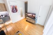 Vybavený 1+kk s balkonem k pronájmu v centru Prahy - bez provize, cena 22500 CZK / objekt / měsíc, nabízí CTR Viktoria Center s.r.o.