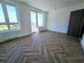 Prodej 1kk 29m2 balkon 5m2 P.10 Dolní Měcholupy, Garáž, cena 6200000 CZK / objekt, nabízí FREEDOM REALITY s.r.o.