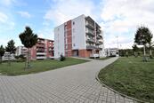 Pronájem 1kk 36m2 Praha 4, Háje , Loosova, balkon 10m2 , sklep, cena 17000 CZK / objekt / měsíc, nabízí FREEDOM REALITY s.r.o.