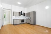 Pronájem bytu 2+kk - 47 m2 s balkónem a sklepem, Máchova, Praha 2 - Vinohrady, cena 25000 CZK / objekt / měsíc, nabízí Nexus Reality s.r.o.