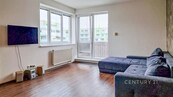 Pronájem bytu 3+kk/B+GS, 80 m2, OV, Praha 5 - Řeporyje, cena 30000 CZK / objekt / měsíc, nabízí CENTURY 21 Real Servis