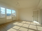 Pronájem krásného bytu 2+1/B, 50 m2, Praha 4 - Podolí, Pravá, cena 22000 CZK / objekt / měsíc, nabízí Soccer Reality s.r.o.