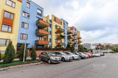 Pronájem bytu 2+kk/B/G, 50 m2, ul. Vladycká, Praha 10 - Hostivař., cena 21500 CZK / objekt / měsíc, nabízí Soccer Reality s.r.o.