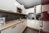 Prodej hezkého bytu 2kk, 42,97 m2 se sklepní kójí, ul. Pavlišovská, Praha 20 - Horní Počernice, cena 6770000 CZK / objekt, nabízí 