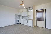 Pronájem bytu 1+kk s lodžií, 36 m2 - Praha 4, Otradovická., cena 12700 CZK / objekt / měsíc, nabízí Soccer Reality s.r.o.