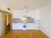 Pronájem bytu 2+kk 38m2 Lublaňská Praha 2 - Nové Město, cena 25000 CZK / objekt / měsíc, nabízí Reality Nebe