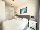 Prodej luxusního zařízeného 3+1 (oddělené pokoje), balkón v atraktivní lokalitě Vršovic Praha 10, cena 18900000 CZK / objekt, nabízí 