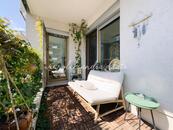 Prodej bytu 2+kk (52m2) s terasou/zahrádkou (24m2), cena 10390000 CZK / objekt, nabízí Mgr. Jan Vodenka