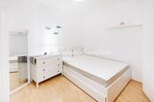Pronájem bytu 2+kk, 38 m2 - Praha 8 - Troja, cena 19000 CZK / objekt / měsíc, nabízí Mgr. Jan Vodenka