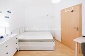 Pronájem bytu 2+kk, 38 m2 - Praha 8 - Troja, cena 18000 CZK / objekt / měsíc, nabízí Mgr. Jan Vodenka