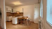 Pronájem bytu 3+kk, 65 m² + lodžie 7 m² + sklep | Praha Újezd nad Lesy, Rohožník, cena 19900 CZK / objekt / měsíc, nabízí Mgr. Jan Vodenka