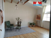 Pronájem bytu 2+kk, 40 m2, Praha, Janáčkovo nábřeží, cena 24800 CZK / objekt / měsíc, nabízí M&M reality holding a.s.