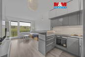 Prodej bytu 1+kk/b, 33 m2, gar. stání, Praha 9, Hostavice, cena 6550000 CZK / objekt, nabízí M&M reality holding a.s.