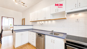 Prodej bytu 3+1, 93 m2, Praha, ul. Podnádražní, cena 8550000 CZK / objekt, nabízí 
