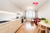 Prodej bytu 4+kk, 72 m2, Praha, ul. Chmelová, cena 11990000 CZK / objekt, nabízí 