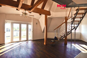 Pronájem bytu 3+1, 162 m2, Praha, ul. V Novém Hloubětíně, cena 32900 CZK / objekt / měsíc, nabízí M&M reality holding a.s.