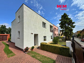 Pronájem bytu 3+1, 84 m2, Praha, ul. Živcových, cena 25000 CZK / objekt / měsíc, nabízí M&M reality holding a.s.