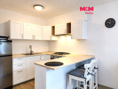 Prodej bytu 2+kk, 45 m2, Praha, ul. Štúrova, cena 6740000 CZK / objekt, nabízí 